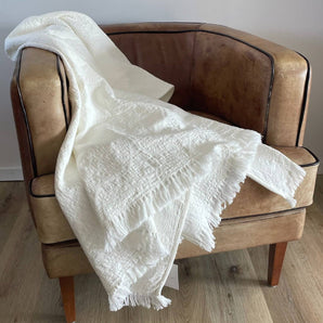 Tagesdecke Farni Jacquard Offwhite - 145 x 200 cm